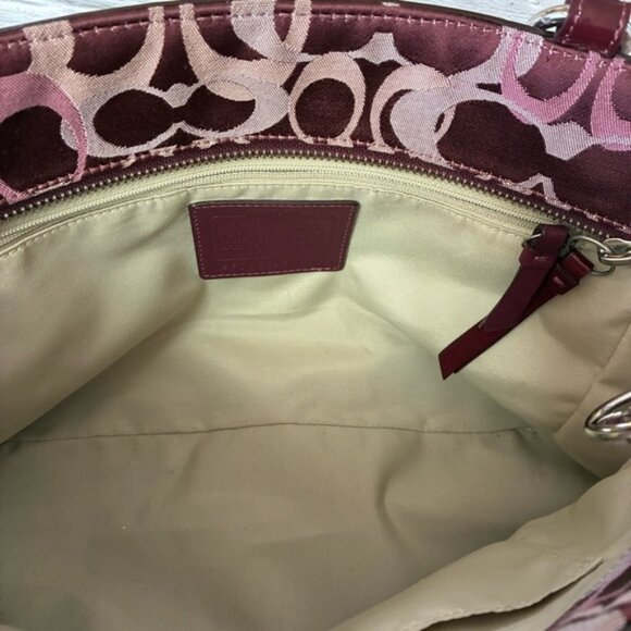 Vintage Coach Gallery Signature 3 NOT FOR SALE - Picture 10 of 16
